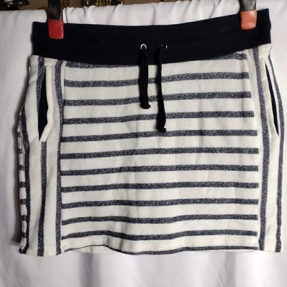 Jones New York skort